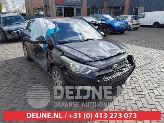 Vrakbiler auto Hyundai I-20 i20 (GBB), Hatchback, 2014 / 2020 1.2i 16V 2015/7