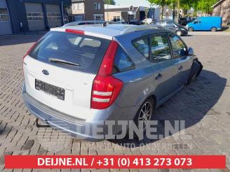Kia Cee d Cee'd Sporty Wagon (EDF), Combi, 2007 / 2012 1.6 CVVT 16V picture 7