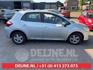 Toyota Auris Auris (E15), Hatchback, 2006 / 2012 1.8 16V HSD Full Hybrid picture 8