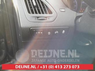 Hyundai Ix35 iX35 (LM), SUV, 2009 / 2015 1.6 GDI 16V picture 18