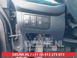 Kia Cee d Cee'd Sportswagon (JDC5), Combi, 2012 / 2018 1.0i T-GDi 12V 120 picture 19