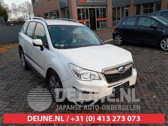 Vrakbiler auto Subaru Forester Forester (SJ), SUV, 2013 2.0 16V X 2014/2