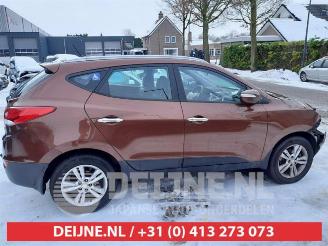 Hyundai Ix35 iX35 (LM), SUV, 2009 / 2015 1.6 GDI 16V picture 8