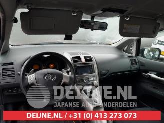 Toyota Auris Auris (E15), Hatchback, 2006 / 2012 1.6 Dual VVT-i 16V picture 18