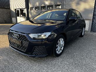 krockskadad bil auto Audi A1 SPORTBACK 30TFSI AUTOMAAT / CRUISE / STOELVERW / 115PK 2020/6
