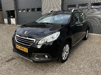 Schadeauto Peugeot 2008 1.2 Puretech AUTOMAAT / CLIMA / CRUISE 2016/6