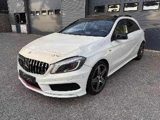 damaged passenger cars Mercedes A-klasse 250 AMG PAKKET / PANODAK / AUTOMAAT 2013/3