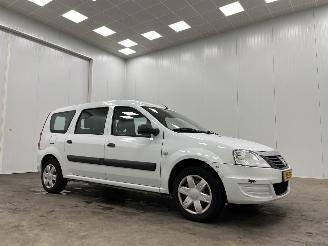 Vaurioauto  passenger cars Dacia Logan MCV 1.6 MPI Ambiance Airco 2012/1