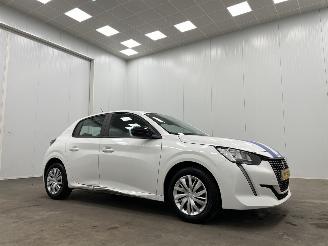 Damaged car Peugeot 208 1.2 PureTech Active 2022/6