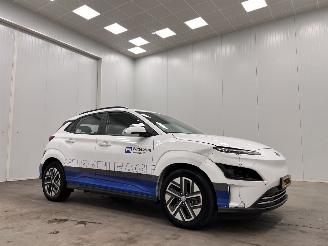 skadebil auto Hyundai Kona EV Comfort 64 kWh 2021/4