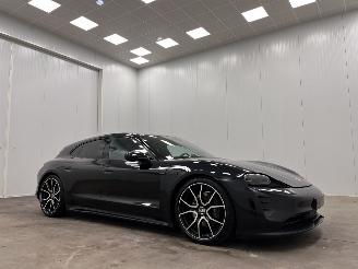 skadebil auto Porsche Taycan Sport Tourismo 240kw Panoramadak 2022/10