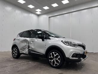skadebil auto Renault Captur 0.9 TCe Intens Navi Clima 2017/6