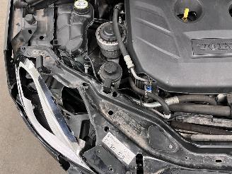 Volvo Xc-60 2.0T Autom. Summum Clima picture 17