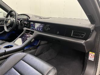 Porsche Taycan Panoramadak picture 13