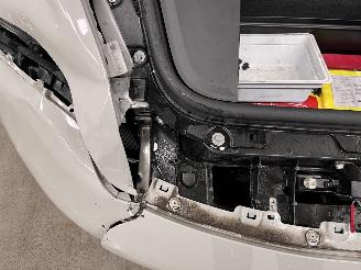 Porsche Taycan Panoramadak picture 17