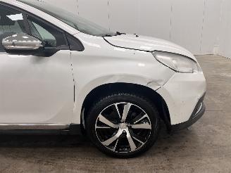 Peugeot 2008 1.2 PureTech Allure Panoramadak Navi Clima picture 19