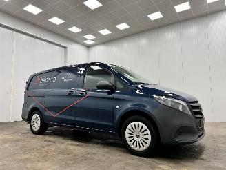 krockskadad bil bedrijf Mercedes Vito 114 CDI Autom. Lang Navi Clima 2024/7