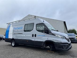 skadebil bedrijf Iveco Daily 35-180 Hi-matic DC L4H2 Airco 2025/1