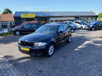 Damaged car BMW 1-serie 1 serie (E87/87N) Hatchback 5-drs 118d 16V (N47-D20A) [105kW] 2009/1