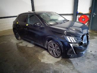 Autoverwertung Peugeot 208 1.2 THP 2021/12