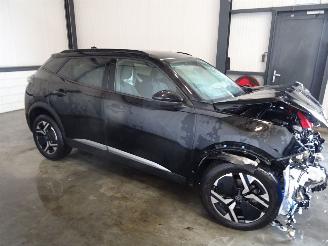 Vrakbiler auto Peugeot 2008 1.2 THP 2024/2
