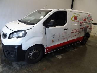 Salvage car Peugeot Expert 1.5 HDI 2021/7