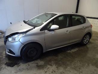 Uttjänta bilar auto Peugeot 208 1.2 VTI 2017/7