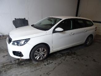 Sloopauto Peugeot 308 1.2 THP 2019/11