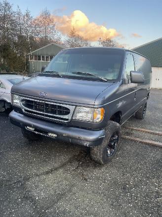 demontáž osobní automobily Ford USA  E250 5.4 V8 1997/1