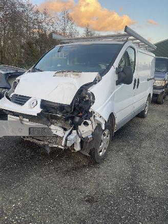 Auto da rottamare Renault Trafic 2.0 dci 2014/1