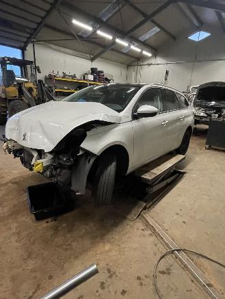Sloopauto Peugeot 308 308 sw 1.6 ehdi 2015/1