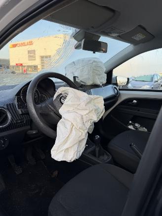 Volkswagen Up! 1.0 move up picture 5