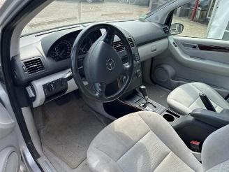 Mercedes A-klasse A (W169), Hatchback, 2004 / 2012 2.0 A-200 CDI 16V 5-Drs. picture 4