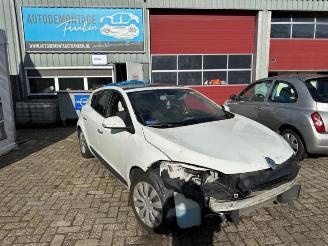 rozbiórka samochody osobowe Renault Mégane Megane III Berline (BZ), Hatchback 5-drs, 2008 / 2017 1.6 16V 2009