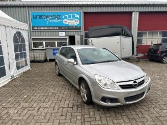 Démontage voiture Opel Signum Signum (F48), Hatchback 5-drs, 2003 / 2008 2.2 direct 16V 2005/10