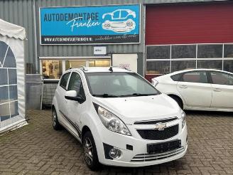 Salvage car Chevrolet Spark Spark (M300), Hatchback, 2010 1.0 16V Bifuel 2012/6