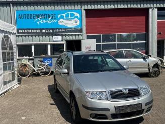 rozbiórka samochody osobowe Skoda Fabia Fabia (6Y5), Combi 5-drs, 2000 / 2007 2.0i 2007/3
