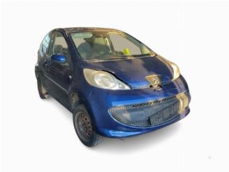 Coche siniestrado Peugeot 107 107, Hatchback, 2005 / 2014 1.0 12V 2006/2