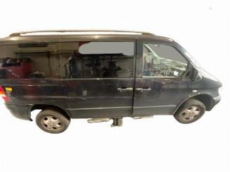 Mercedes Vito Vito (638.1/2), Bus, 1996 / 2003 2.2 CDI 110 16V picture 5
