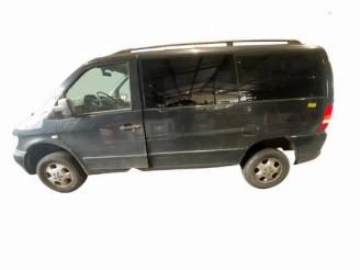 Mercedes Vito Vito (638.1/2), Bus, 1996 / 2003 2.2 CDI 110 16V picture 3