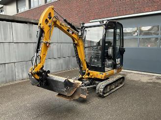 begagnad bil machine Caterpillar  301.7D 2017/10