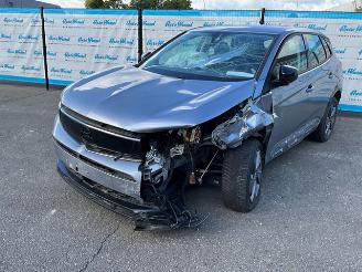 skadebil auto Opel Grandland 1.2 Turbo GS 2024/3