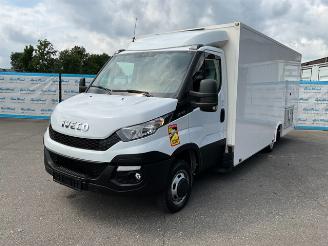 krockskadad bil bedrijf Iveco Daily  2015/8
