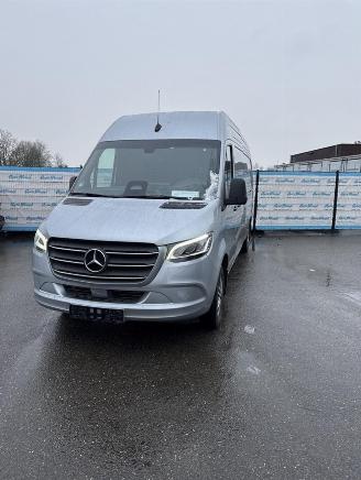 Mercedes Sprinter 317 L3H2 Automaat picture 3