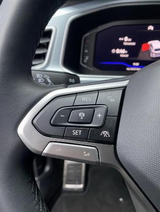 Volkswagen T-Roc Goal picture 22