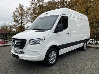 ocasión vehículos comerciales Mercedes Sprinter 317 L2H2 RWD 3.5T AHK Stoelverw. Voorruitverw. | Leder 2024/12