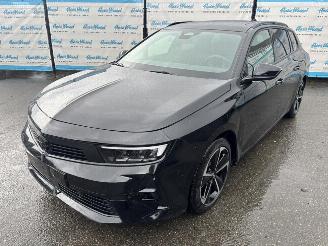 Vaurioauto  passenger cars Opel Astra Sports Tourer GS 1.2 (96kW) Pano 2025/1