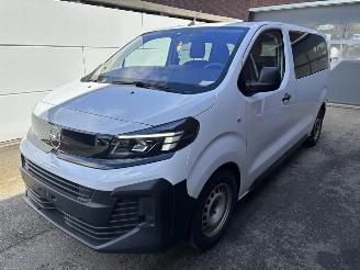 Käytettyjen commercial vehicles Opel Vivaro Vivaro Basis M (L2) Dubbele Cabine Comfort 2.0 BlueHDi Airco 2024/6