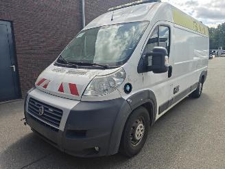 Schade bestelwagen Fiat Ducato 150 PK L4 Ambulance 2014/4