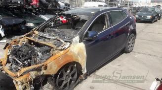 Vrakbiler auto Volvo V-40 V40 Cross Country (MZ), Hatchback 5-drs, 2012 / 2019 2.0 D2 16V 2015/9